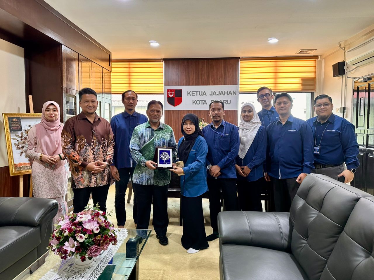 𝐏𝐑𝐎𝐆𝐑𝐀𝐌 𝐓𝐀𝐊𝐋𝐈𝐌𝐀𝐓 𝐊𝐇𝐀𝐒 𝐉𝐄𝐉𝐀𝐊 𝐖𝐀𝐑𝐈𝐒 𝐊𝐄𝐏𝐀𝐃𝐀 𝐏𝐄𝐍𝐆𝐆𝐀𝐖𝐀-𝐏𝐄𝐍𝐆𝐆𝐀𝐖𝐀 𝐉𝐀𝐉𝐀𝐇𝐀𝐍 𝐊𝐎𝐓𝐀 𝐁𝐇𝐀𝐑𝐔